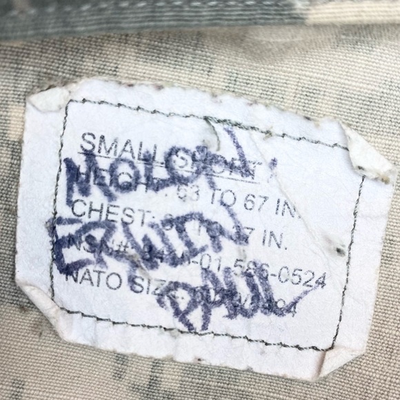 U.S. Army Combat Uniform Jacket / Shirt in Short - Picture 11 of 15